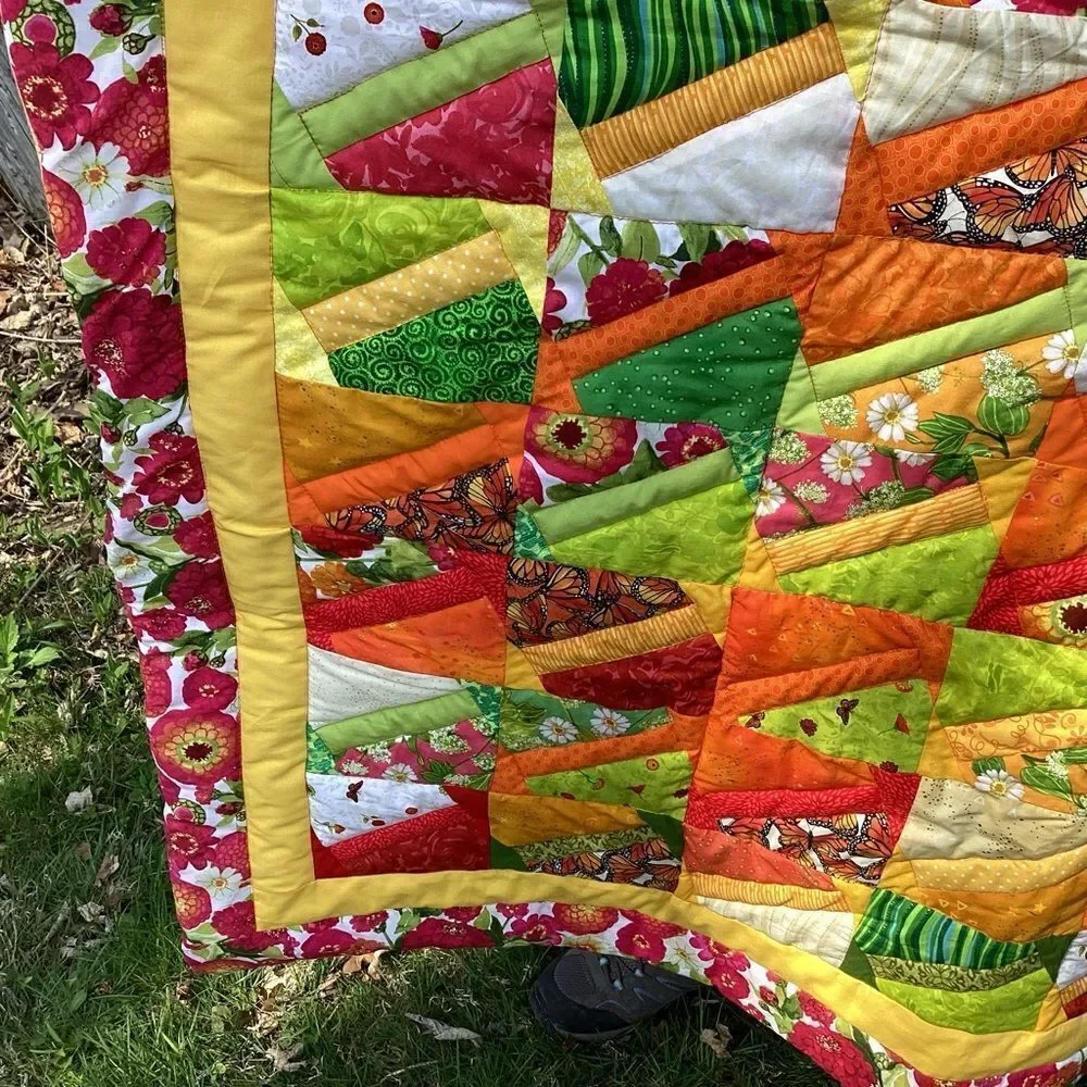 NWT. Hand Crafted “Welcome Spring & Summer” Brights Quilt with Zinnia Borders